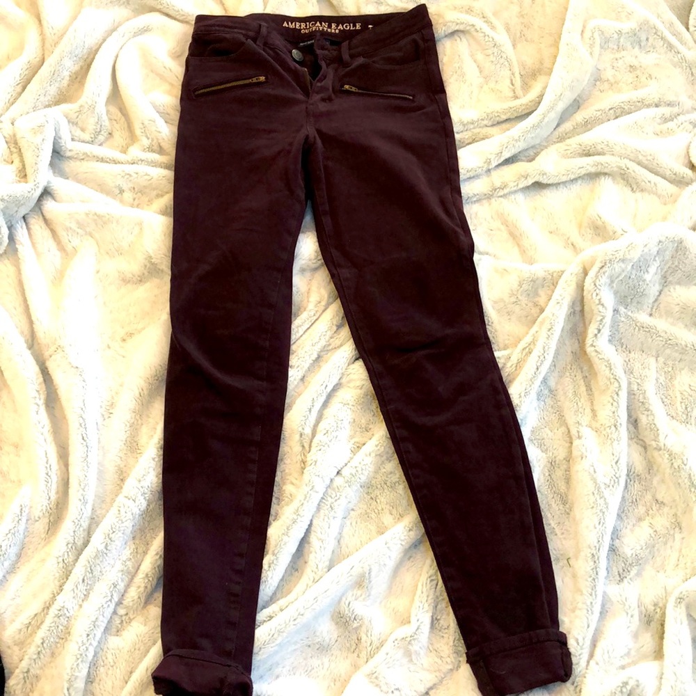 Maroon American Eagle outfitters skinny jeans